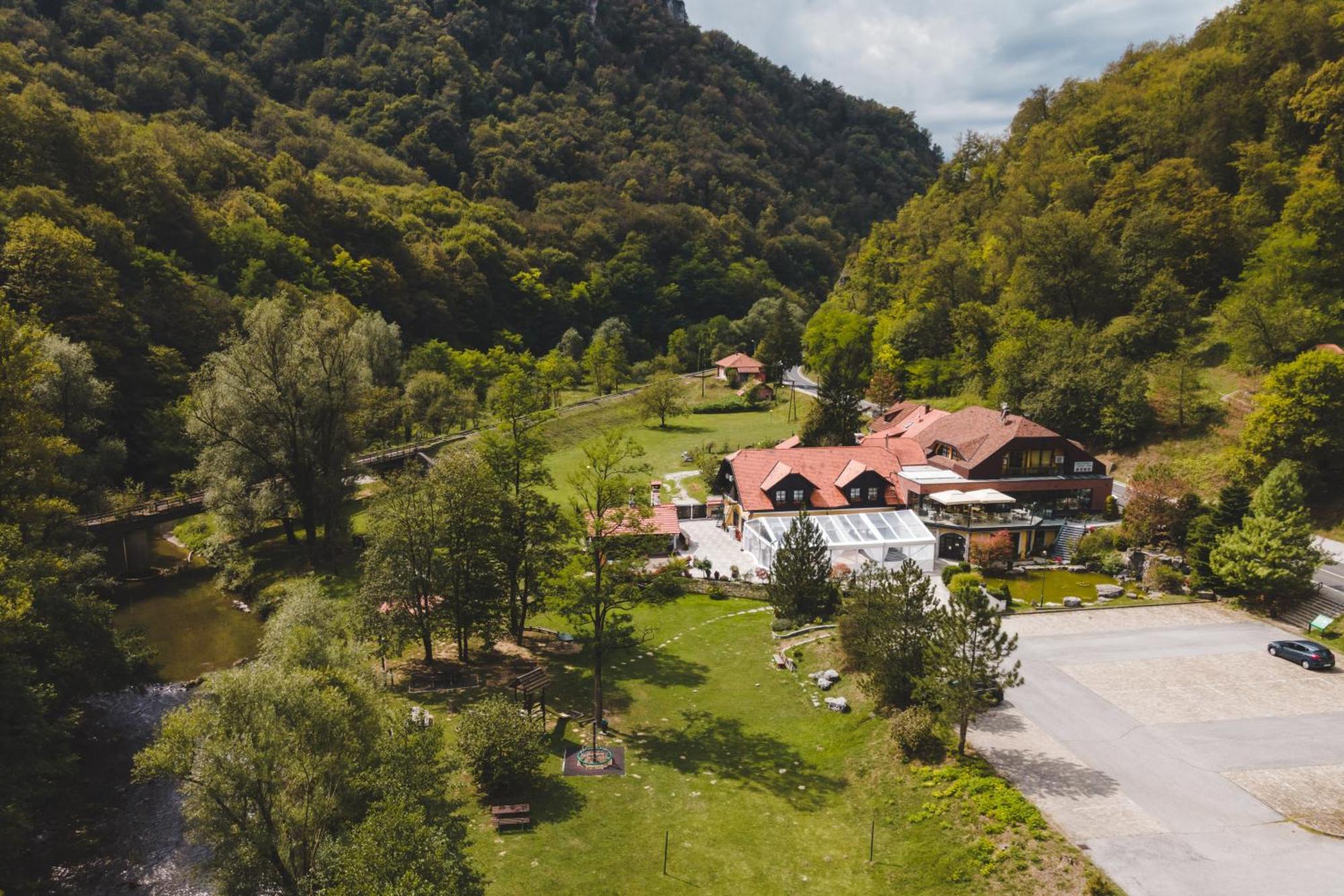 Guesthouse Villa Zelenjak Ventek Kumrovec Esterno foto